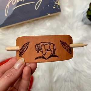 FINAL PRICE!🔥VTG ‘90s Leather Hair Barrette